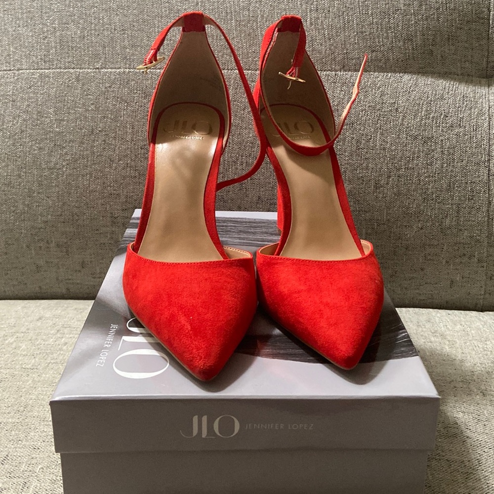 JLO red Gannon pumps brand new size 9